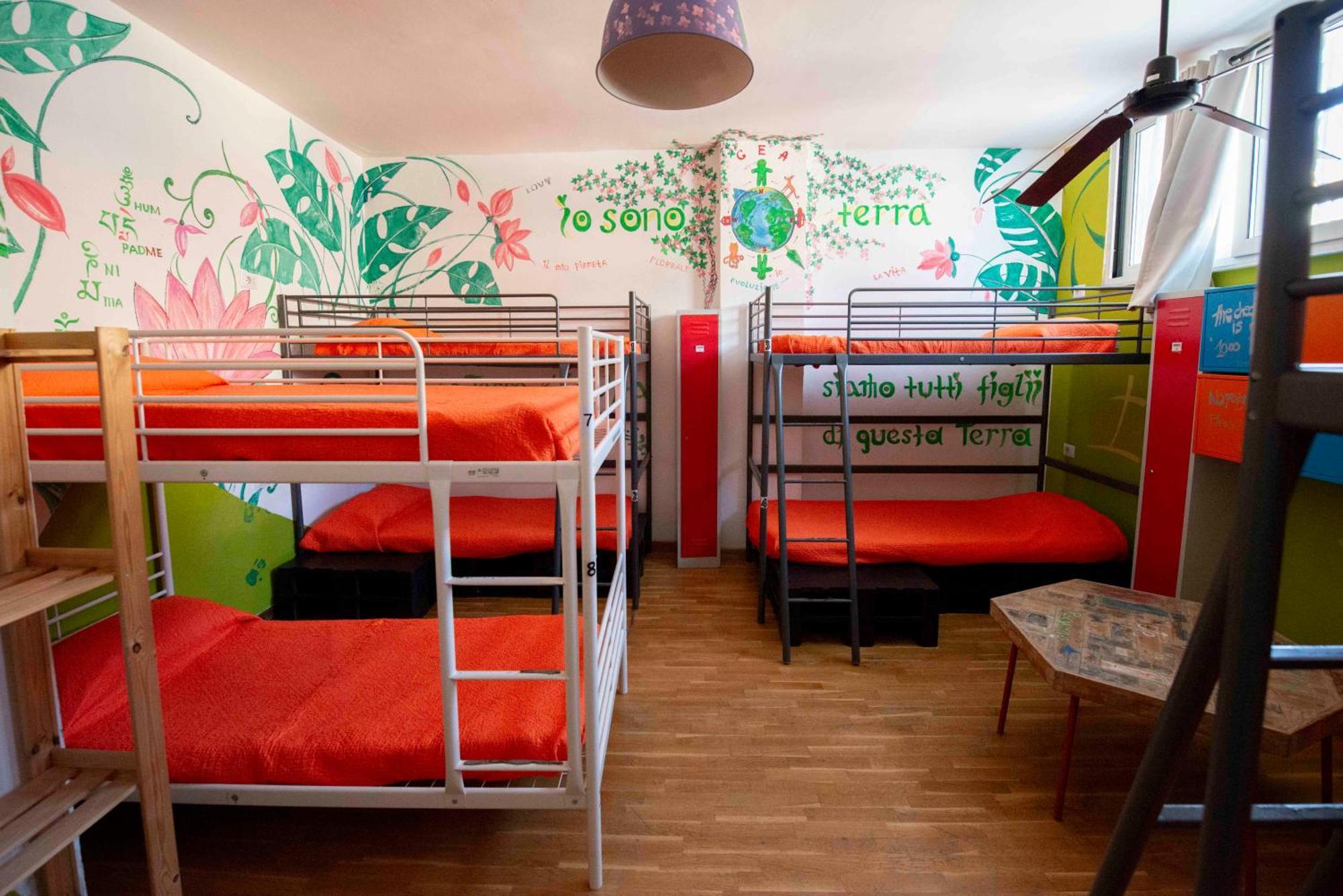 Eco Hostel Floreale Эрколано Экстерьер фото