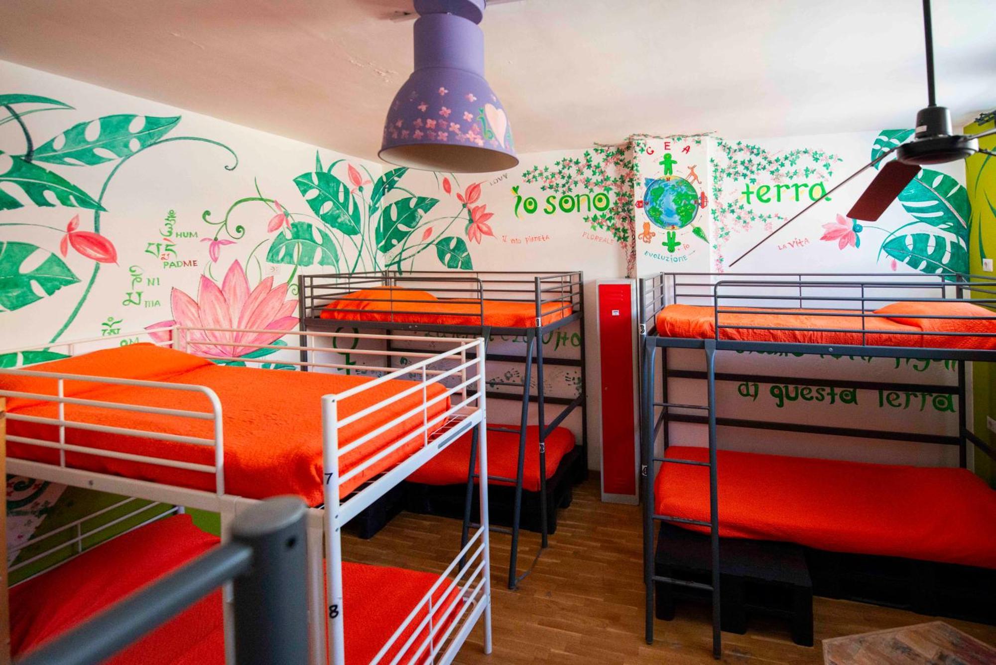 Eco Hostel Floreale Эрколано Экстерьер фото