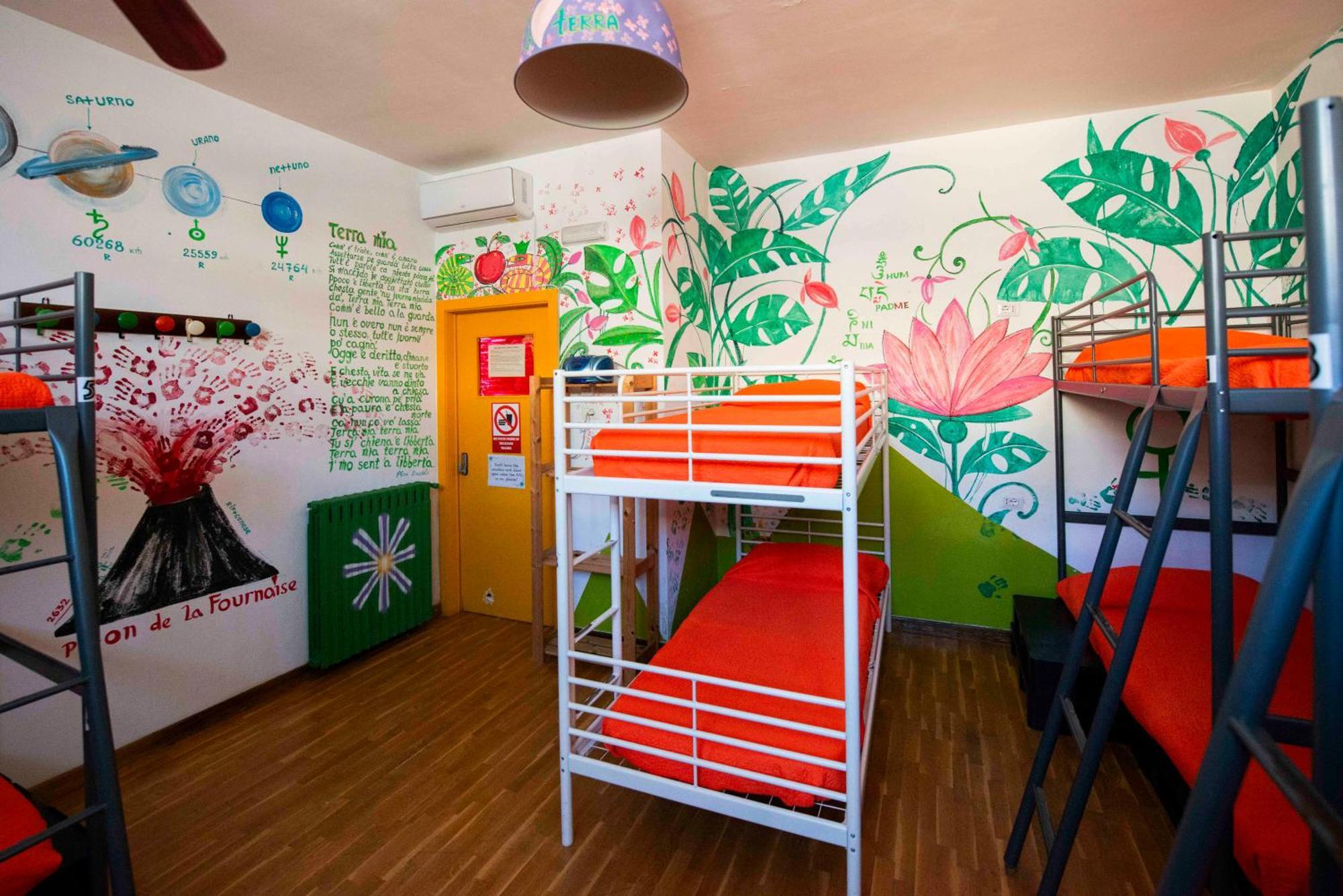 Eco Hostel Floreale Эрколано Экстерьер фото